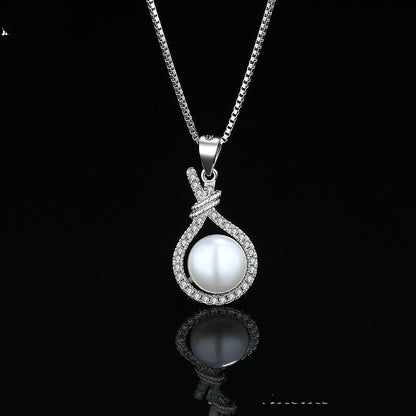 Coriumpera® Pearl Pendant Necklace