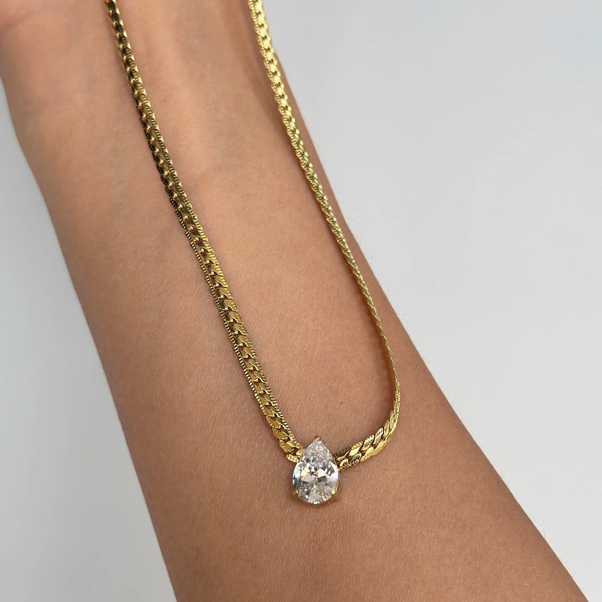 stella droplet necklace by coriumpera